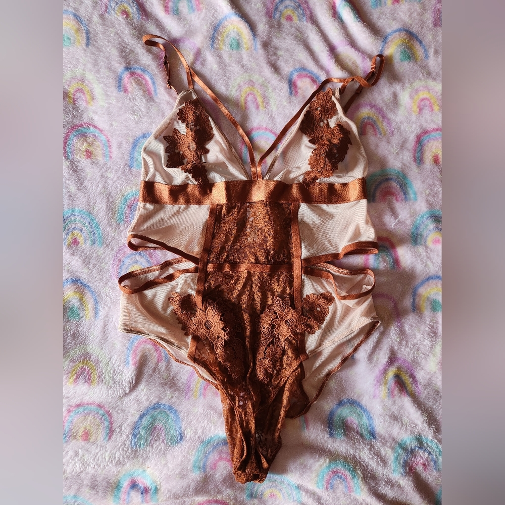 Brown & cream mesh bodysuit size 2X.